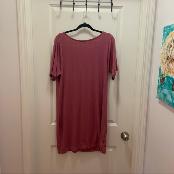 Old Navy Body Con Dress - Picture 4 of 5